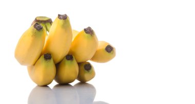 Muz meyve beyaz arka plan üzerinde