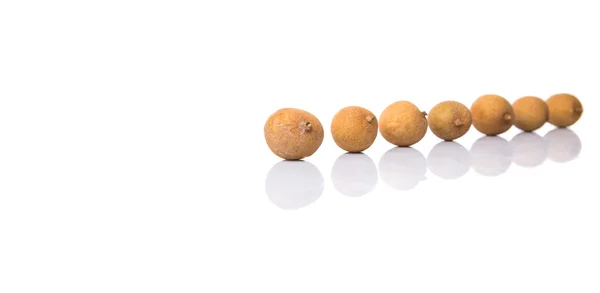 Longanfrucht Auf Weißem Hintergrund — Stockfoto