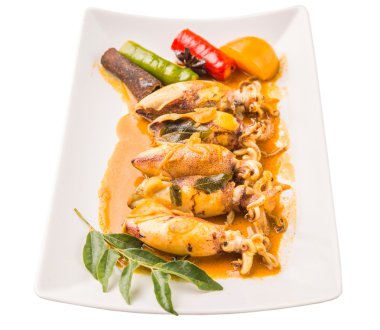 Köri soslu kızarmış kalamar