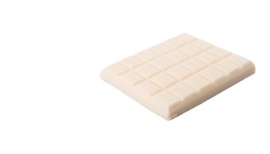 Beyaz beyaz arka plan üzerinde çikolata