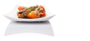 Derin kızarmış uskumru balığı soya sos ile