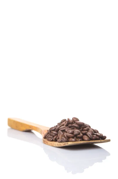 Palone Ziarna Kawy Drewnianej Szpatułki — Zdjęcie stockowe