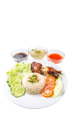 Nasi Ayam veya tavuklu pilav