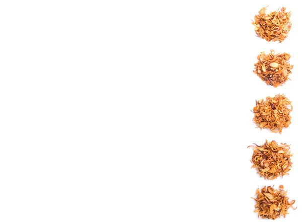 Frittierte Schalotten Zum Garnieren Über Weißem Hintergrund — Stockfoto