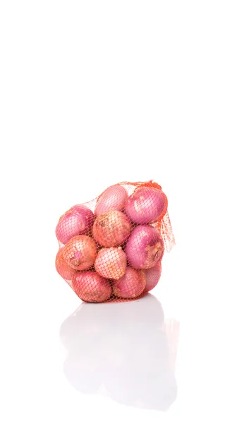 Soyulmuş Hint kırmızı soğan — Stok fotoğraf
