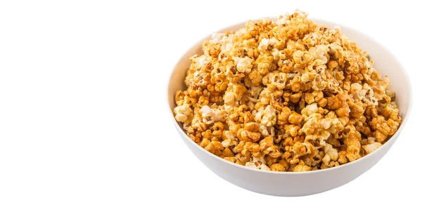 Pop-corn au caramel dans un bol blanc — Photo