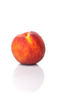 Nektarin meyve beyaz arka plan üzerinde