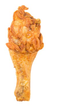 Derin kızarmış tavuk drumsticks beyaz arka plan üzerinde