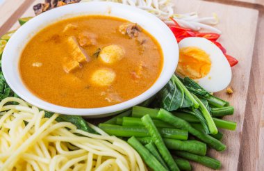 Malezya Curry noodle malzemeler