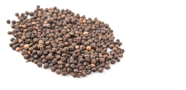 beyaz zemin üzerine karabiber