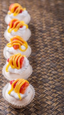 Mini Pavlova