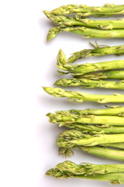 taze yeşil kuşkonmaz sebze