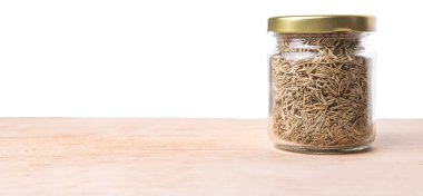 kurutulmuş biberiye otlar