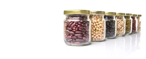 豆类品种在梅森罐子里 — 图库照片