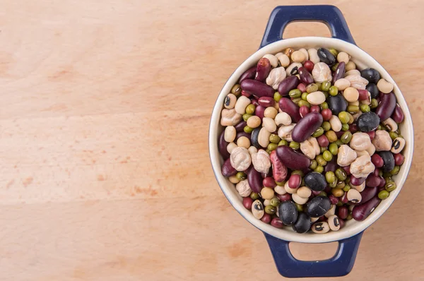 Mix Bean In Blue Pot — 图库照片