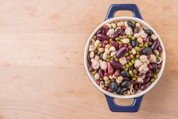Mix Bean In Blue Pot — 图库照片