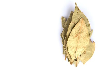 kurutulmuş defne yaprağı