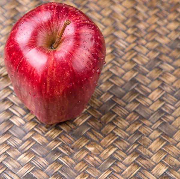 Rode Appels Rieten Achtergrond — Stockfoto