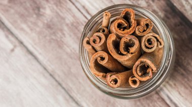 Mason kavanoza kabuk tarçın