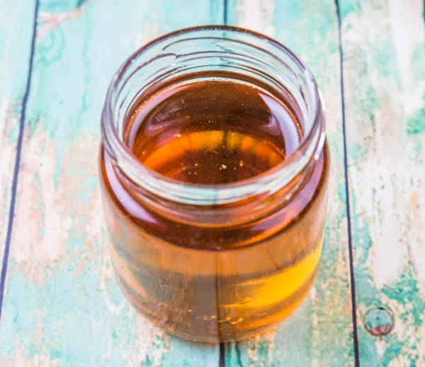 Miel en tarro Mason — Foto de Stock