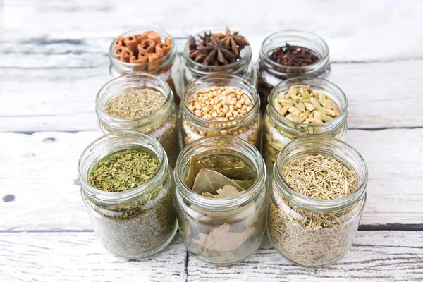 Herbs and Spices In Mason Jars — Stock fotografie