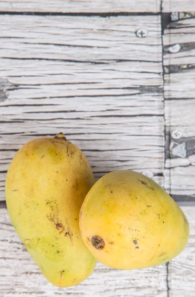 Mango Fruits On Wooden Background — Stock Photo, Image