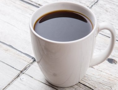 bir fincan sıcak kahve