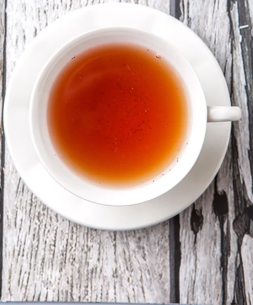 Чай на размытом фоне — стоковое фото