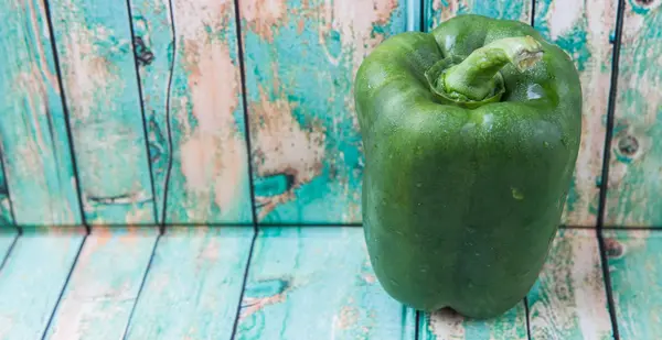 Pimienta verde colorida fresca — Foto de Stock