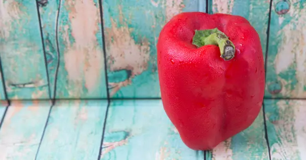 Fresh Red Bell Pepper — Stock Photo, Image