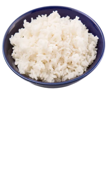 Arroz Cozido Vapor Uma Tigela Azul Sobre Fundo Branco — Fotografia de Stock