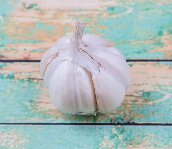 Garlic Over Wooden Background — Stock Photo, Image