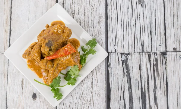 Lamb curry i vit platta — Stockfoto