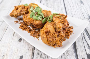 Cava Ayam Penyet çanağı