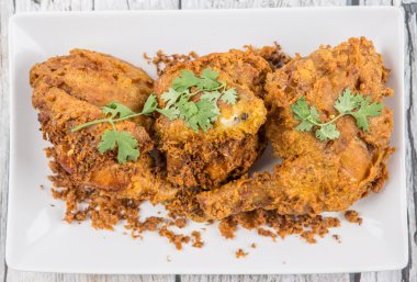 Cava Ayam Penyet çanağı