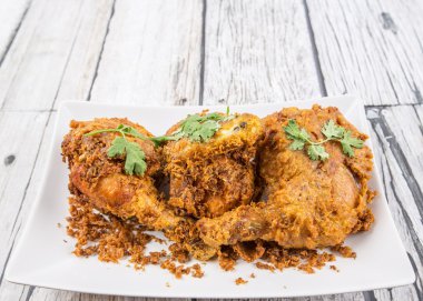 Cava Ayam Penyet çanağı