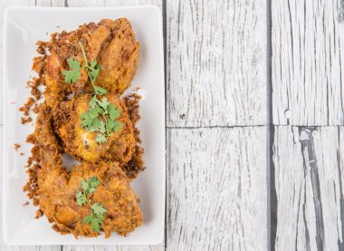 Cava Ayam Penyet çanağı
