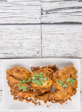 Cava Ayam Penyet çanağı