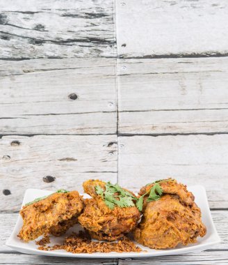 Cava Ayam Penyet çanağı