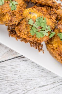 Cava Ayam Penyet çanağı