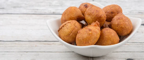 Bolas de plátano fritas profundas —  Fotos de Stock