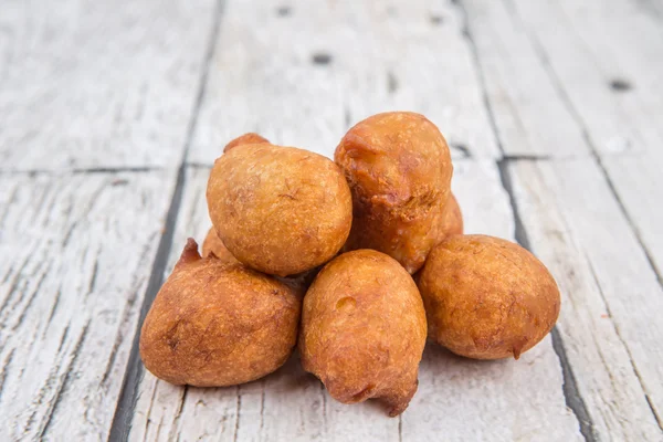 Bolas de banana fritas profundas — Fotografia de Stock