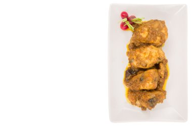 Malezya çanak kurutulmuş tavuk köri