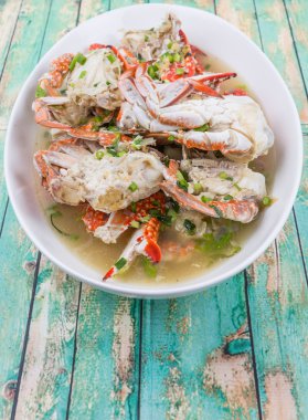 Yengeç çorbası temizleyin