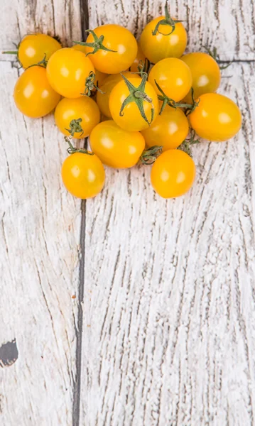 Yellow Cherry Tomato — Stock Photo, Image