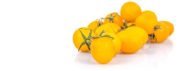 Mini-gelbe Kirschtomate — Stockfoto