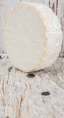 Yuvarlak mavi peynir