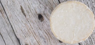 Yuvarlak mavi peynir