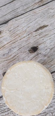 Yuvarlak mavi peynir