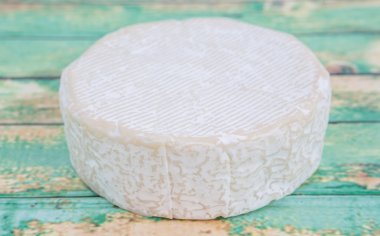 Yuvarlak mavi peynir